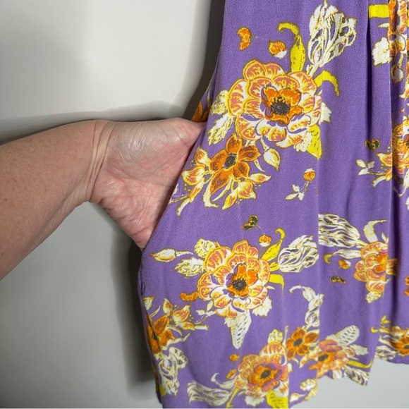 Free People Baby It's You Floral Mini Dress in Purple Combo size XSmall Cut-out - Picture 9 of 13